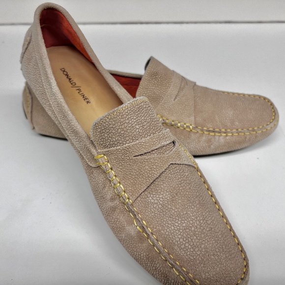 Authentic Donald Pliner Varran Embossed Suede Beige Slip-On Driving Moc SZ 11.5 - Picture 2 of 11